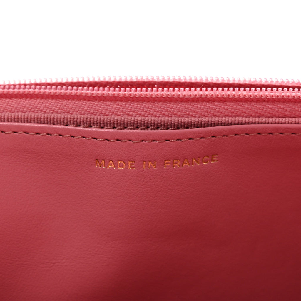 Caviar Quilted Wallet on Chain WOC Pink