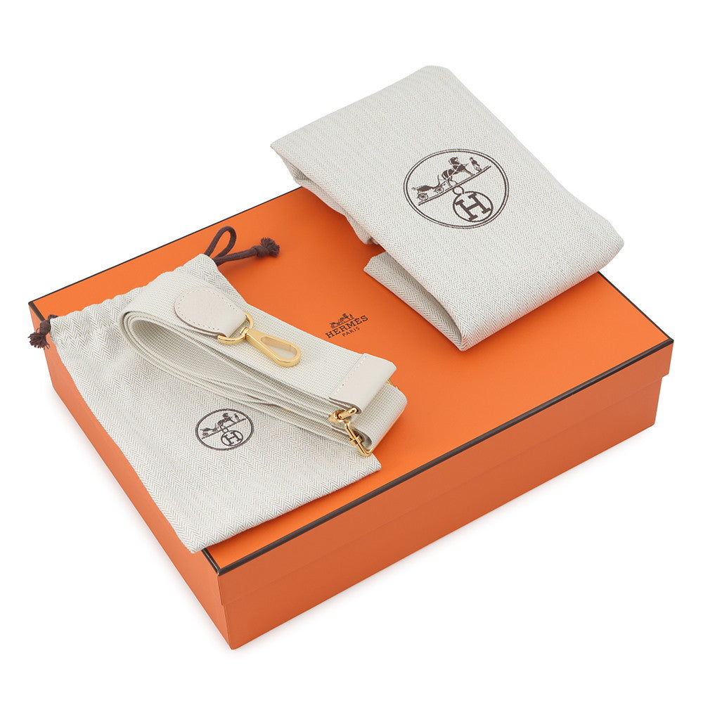 HERMES Evelyne3 Craie Taurillon Clemence Size 23