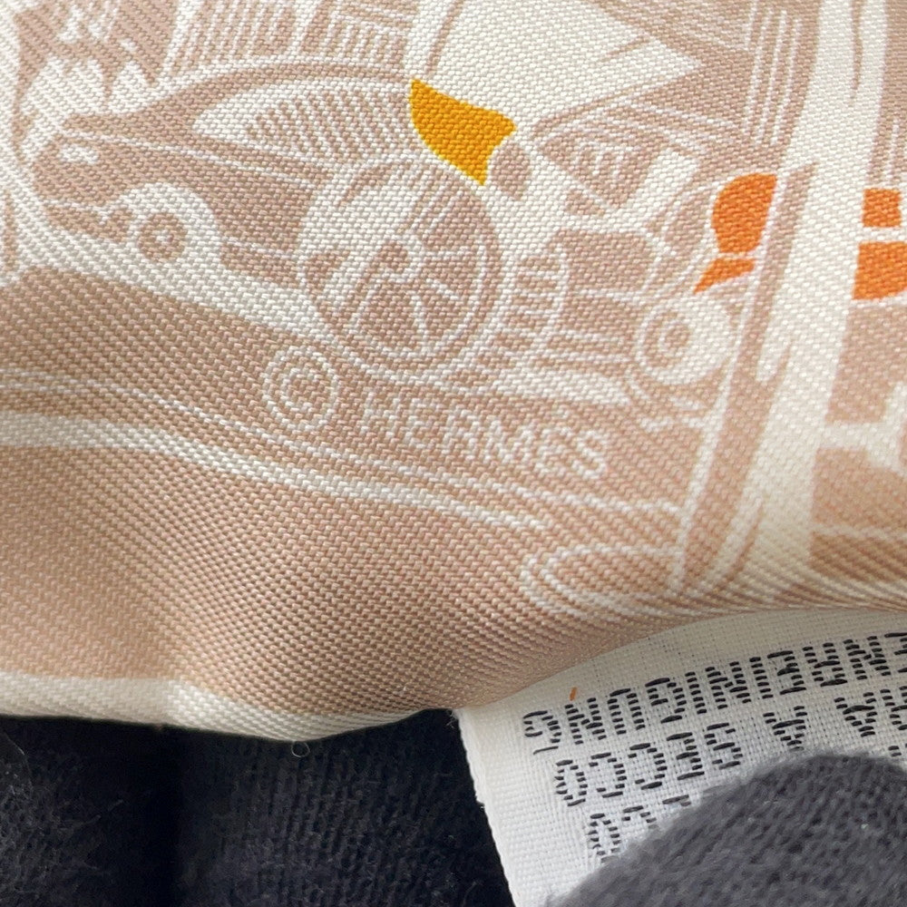 HERMES Twilly from the shadows of the Boulevard Blush / Jaune Doll / White Silk100%