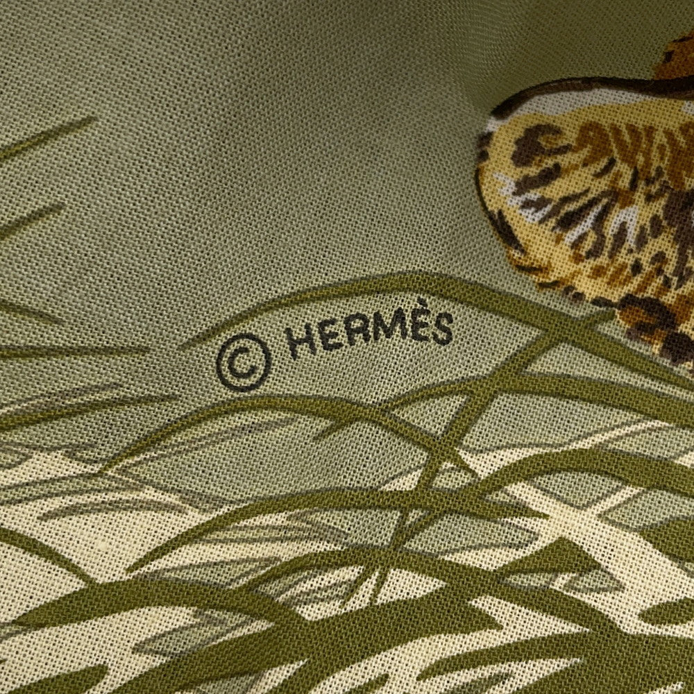 HERMES Carre Cheetah Size 80 Khaki/Gold/White Cotton100%