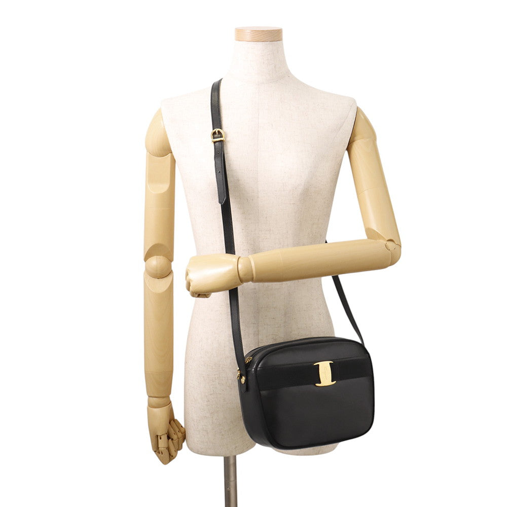 Ferragamo Vala Shoulder Bag BlackA214183 Leather