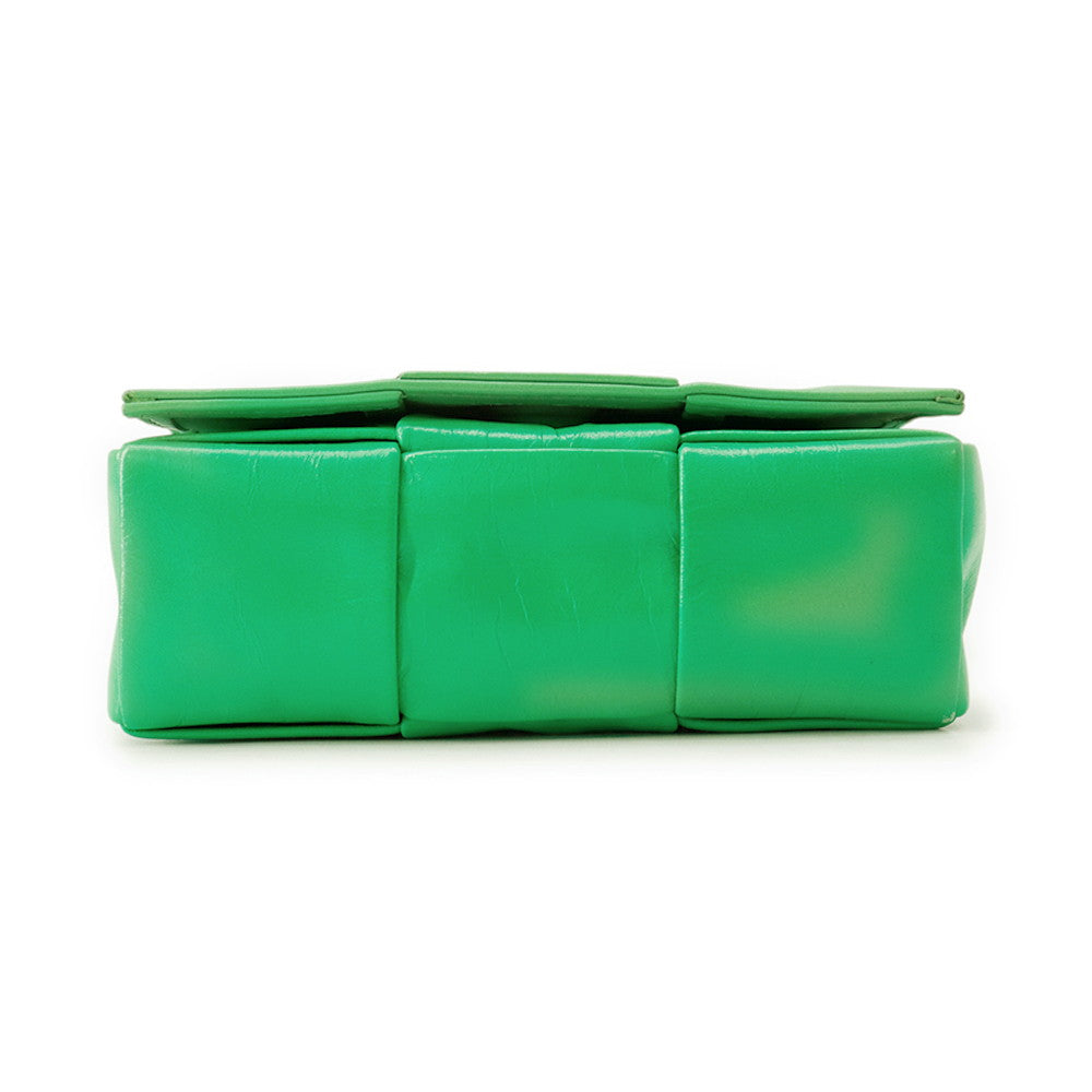 Bottega Veneta Maxi INTRECCIATO Candy Cassette Green Leather