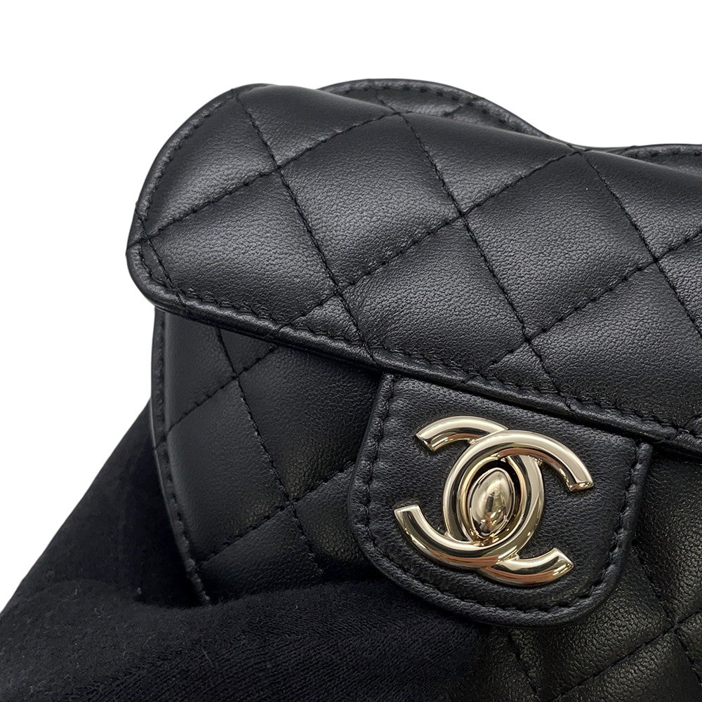 CHANEL Matelasse Heart Chain Shoulder Bag BlackAP2784 Lambskin