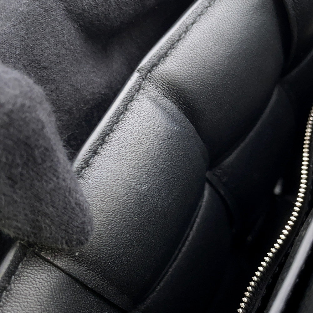 Bottega Veneta Maxi INTRECCIATO Paddet Cassette Shoulder Bag Black591970 Leather