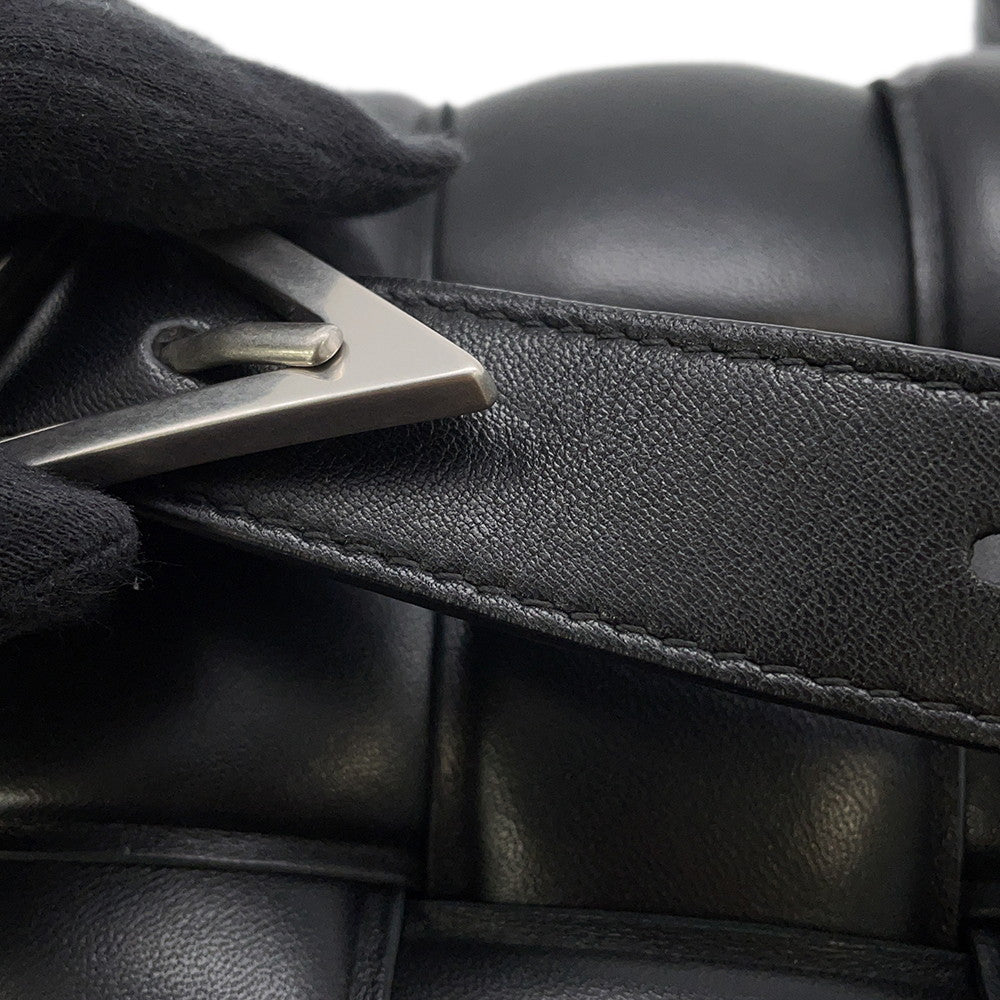 Bottega Veneta Maxi INTRECCIATO Paddet Cassette Shoulder Bag Black591970 Leather