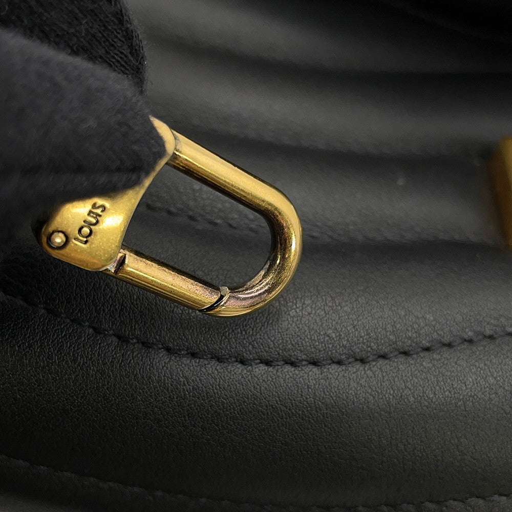 LOUIS VUITTON Hold Me NoirM21720 Calf Leather