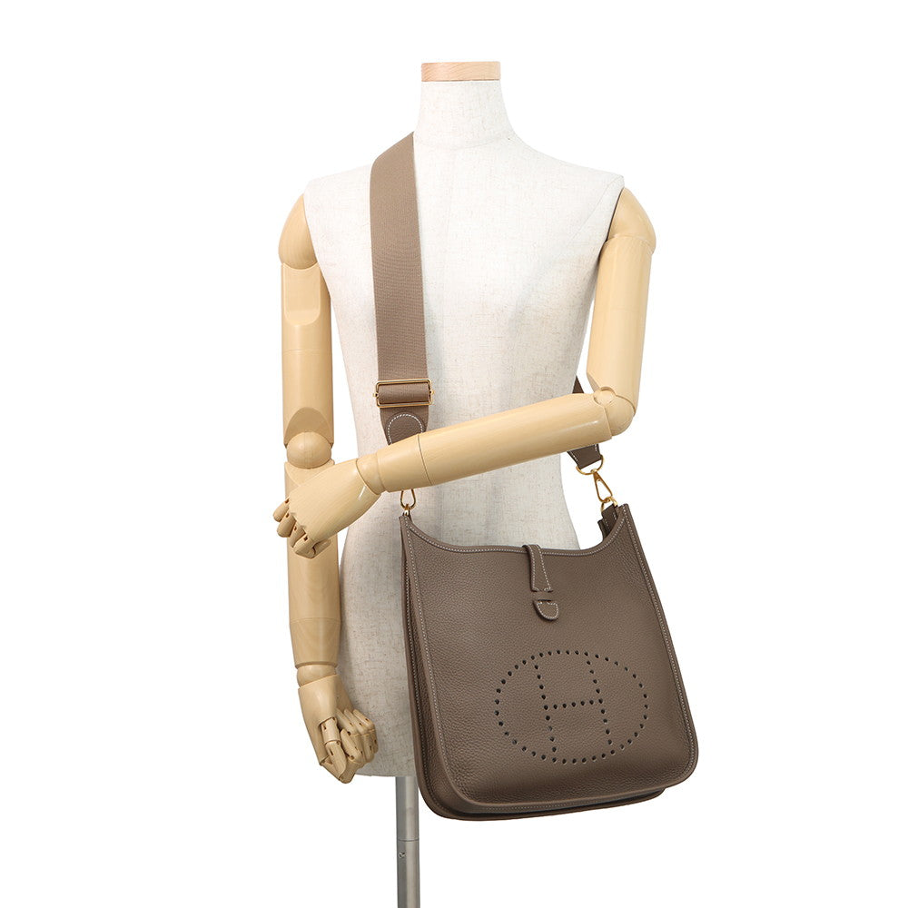 HERMES Evelyne3 Etoupe Taurillon Clemence Size PM