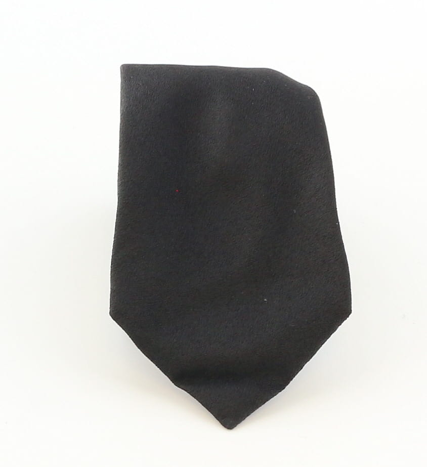 Emporio Armani Mens Black Solid Tie – Made in Italy