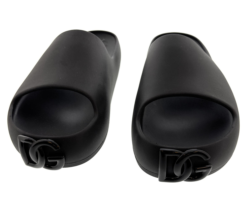 Dolce & Gabbana Matte Black DG Logo Embossed Slides -EU35