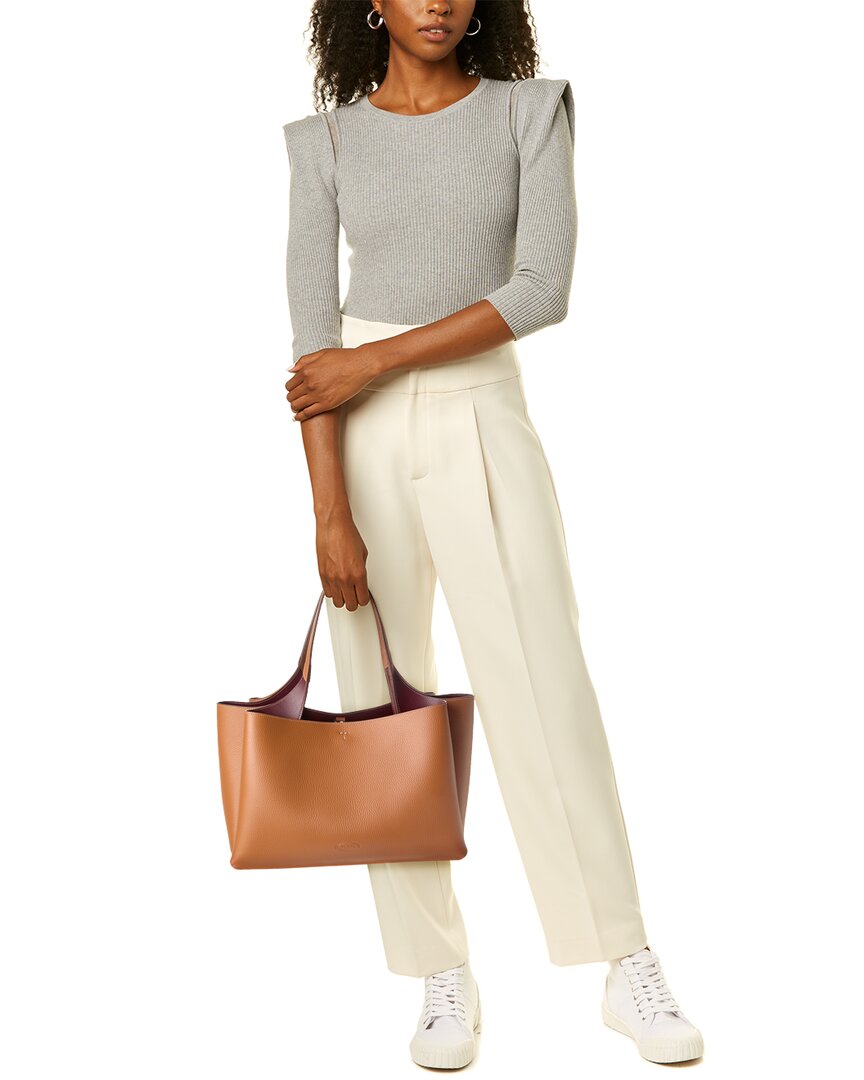 Tod’S Logo Medium Leather Tote