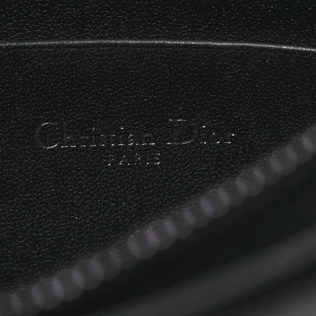 Calfskin Macrocannage Diamond Caro Zipped Pouch With Chain Black