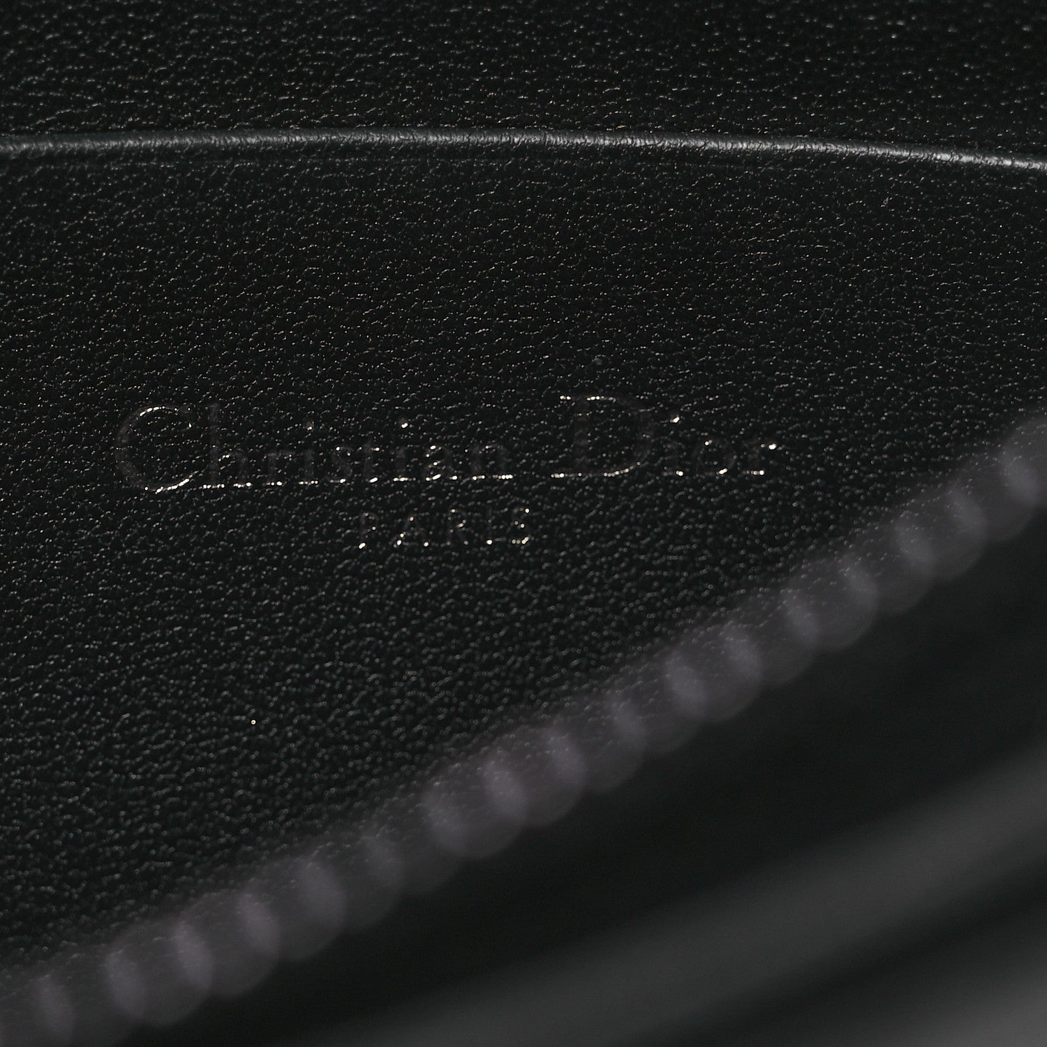 Calfskin Macrocannage Diamond Caro Zipped Pouch With Chain Black