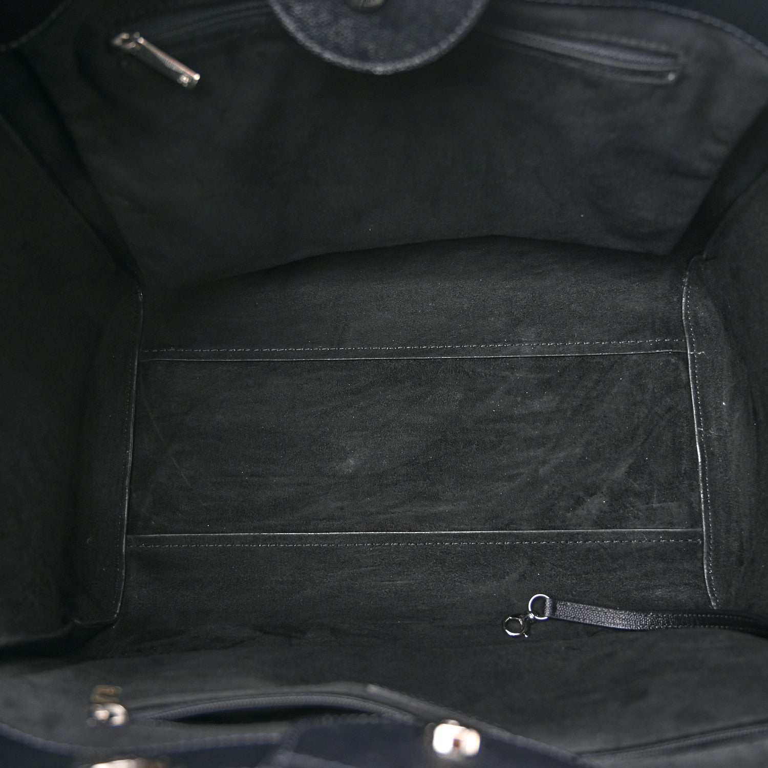 Caviar Medium Studded Deauville Tote Black