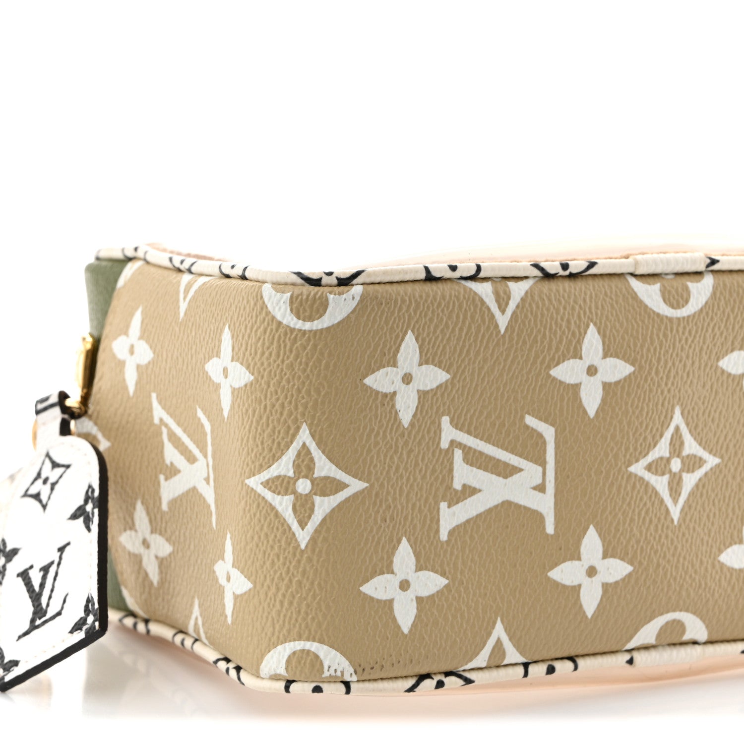 Monogram Giant Beach Pouch Kaki