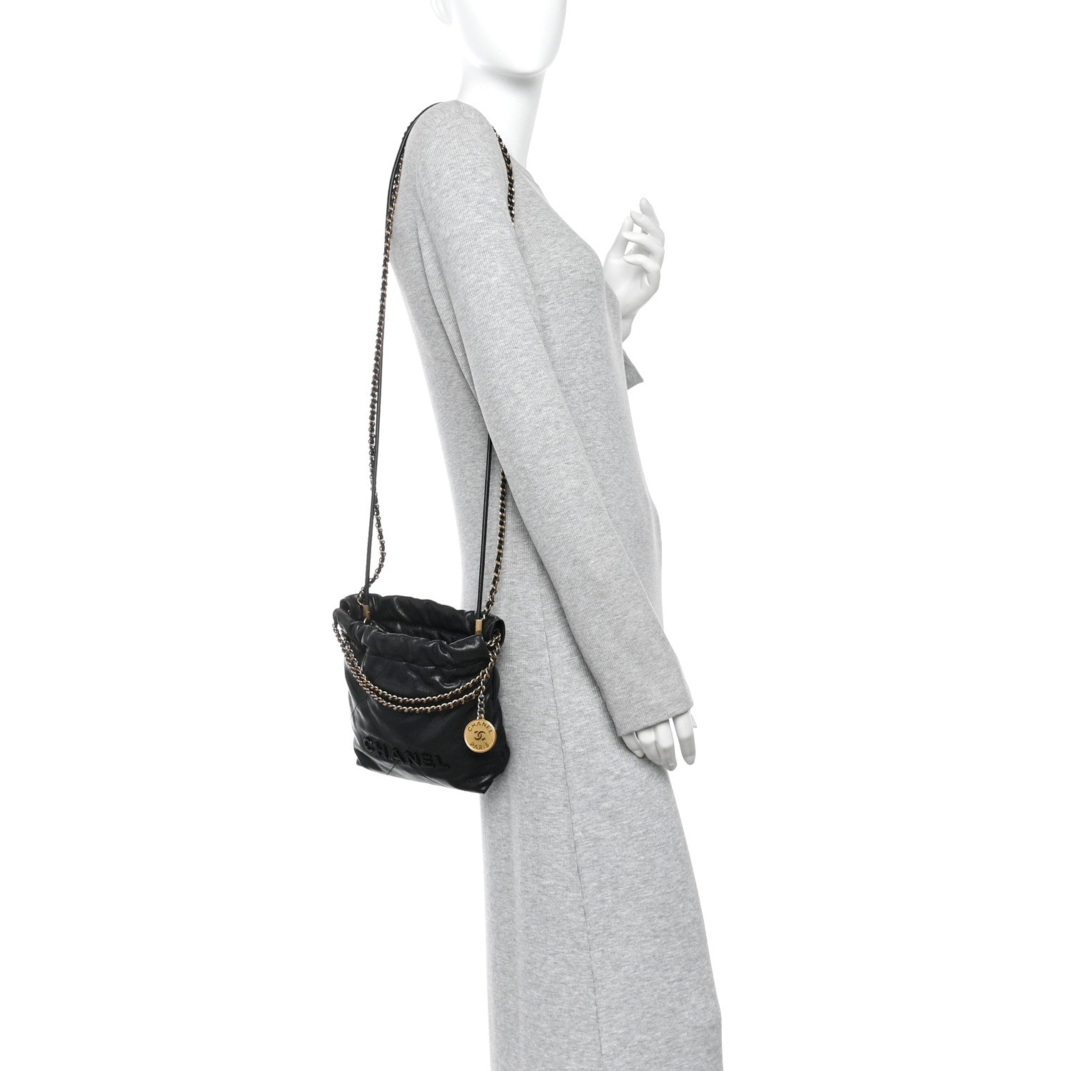 Shiny Caviar Quilted Monochrome Mini Chanel 22 Black