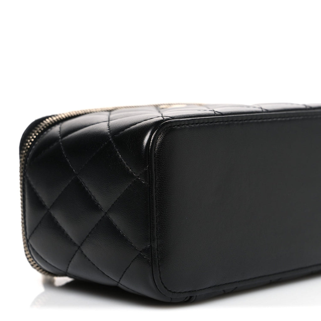 Lambskin Quilted Small Top Handle Vanity Case With Chain Black