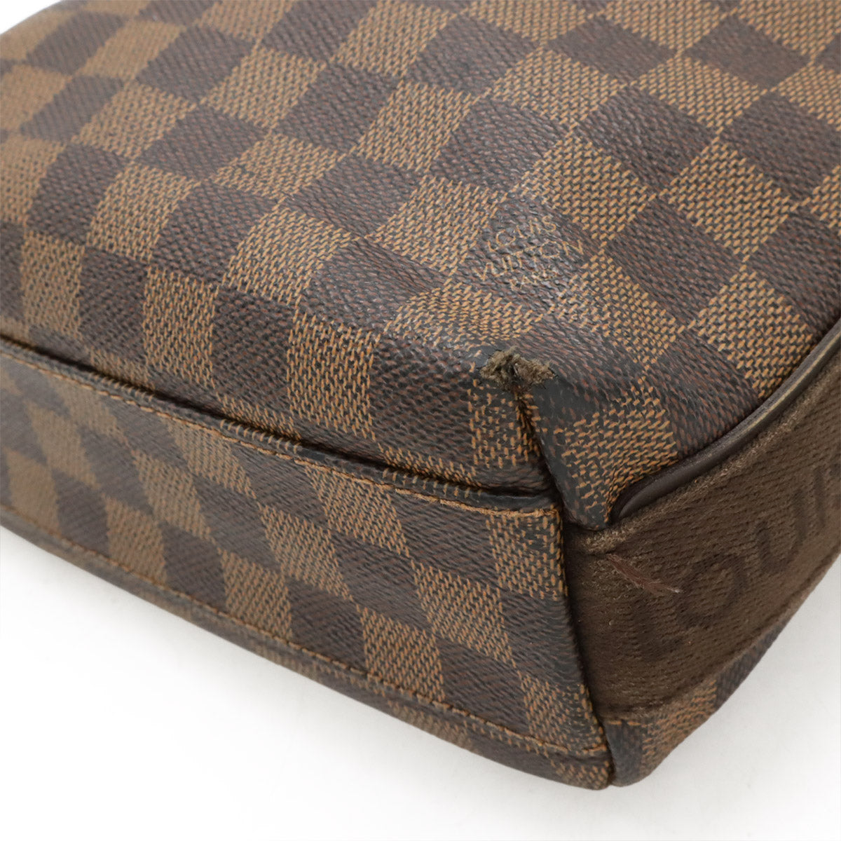 Louis Vuitton Trotteur Beaubourg Damier Shoulder Bag