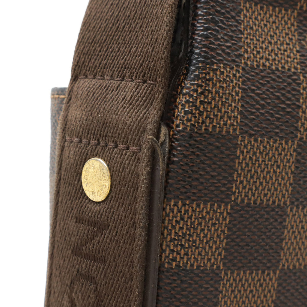 Louis Vuitton Trotteur Beaubourg Damier Shoulder Bag