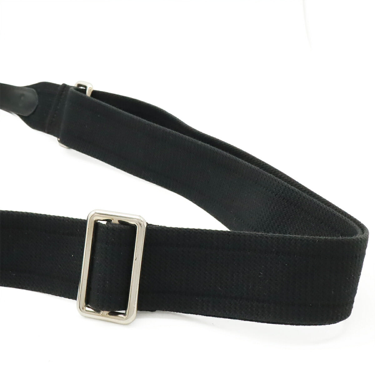 Louis Vuitton Taiga Shoulder Bag