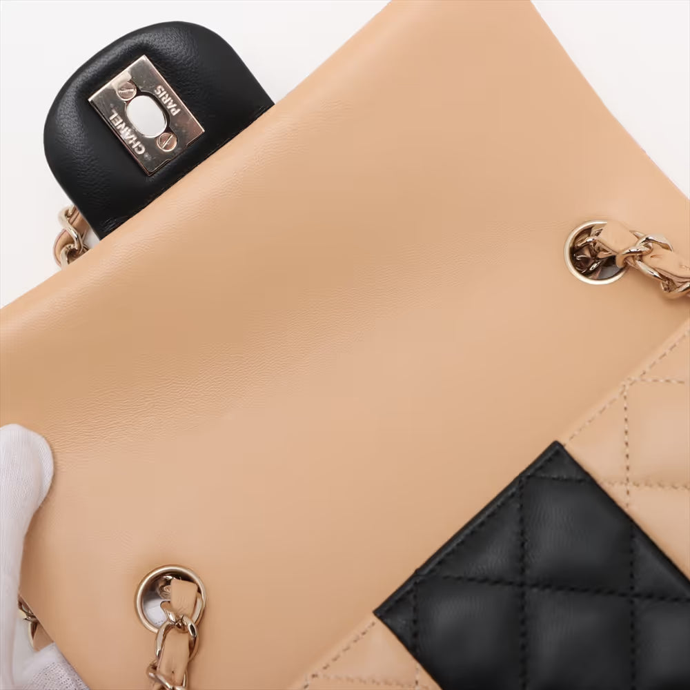 Chanel CC Logo Mini Matelasse 20 Lambskin Single Flap Single Chain Bag Beige