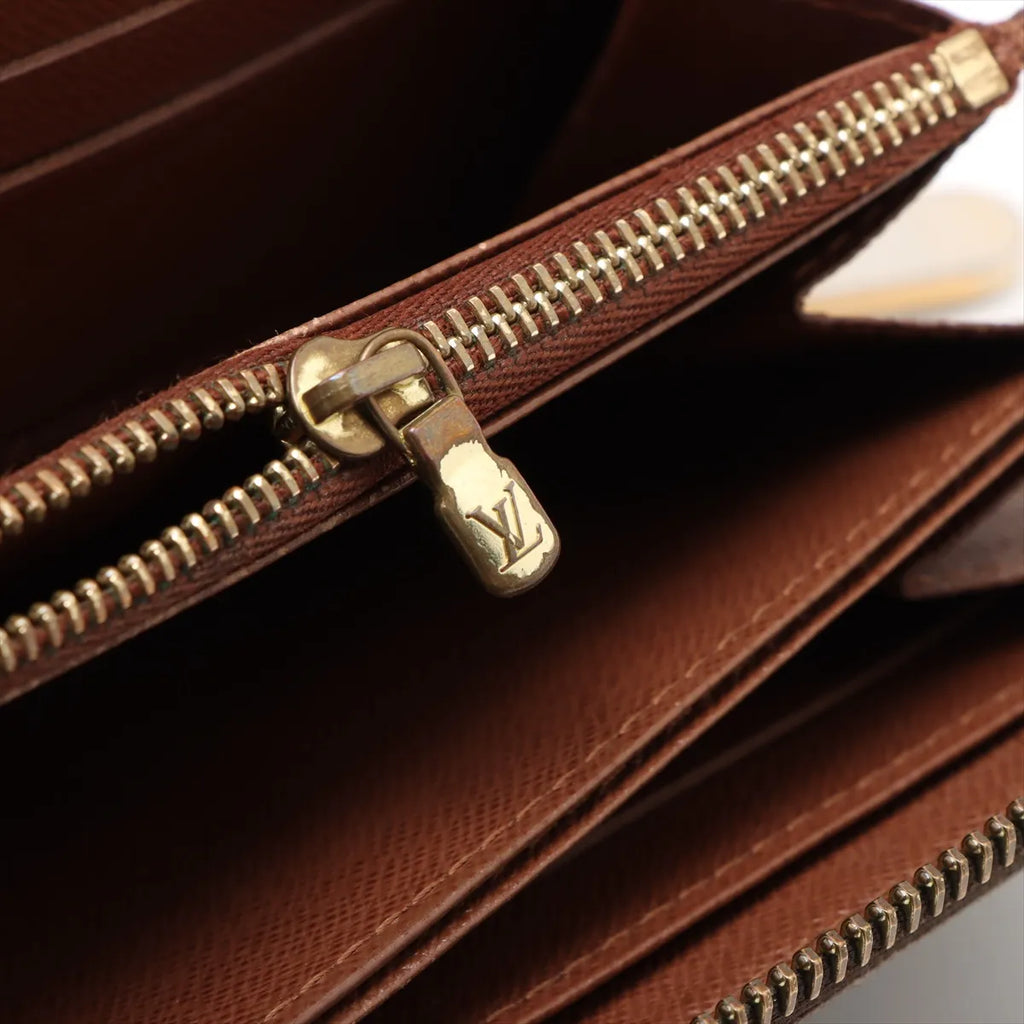 Louis Vuitton Monogram Zippy Wallet