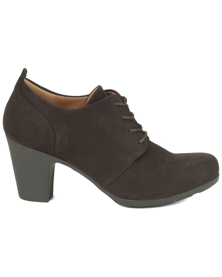 Comfortiva Neacy Leather Shootie