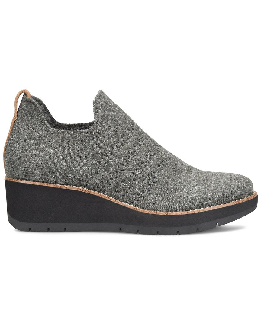 Comfortiva Fields Shoe