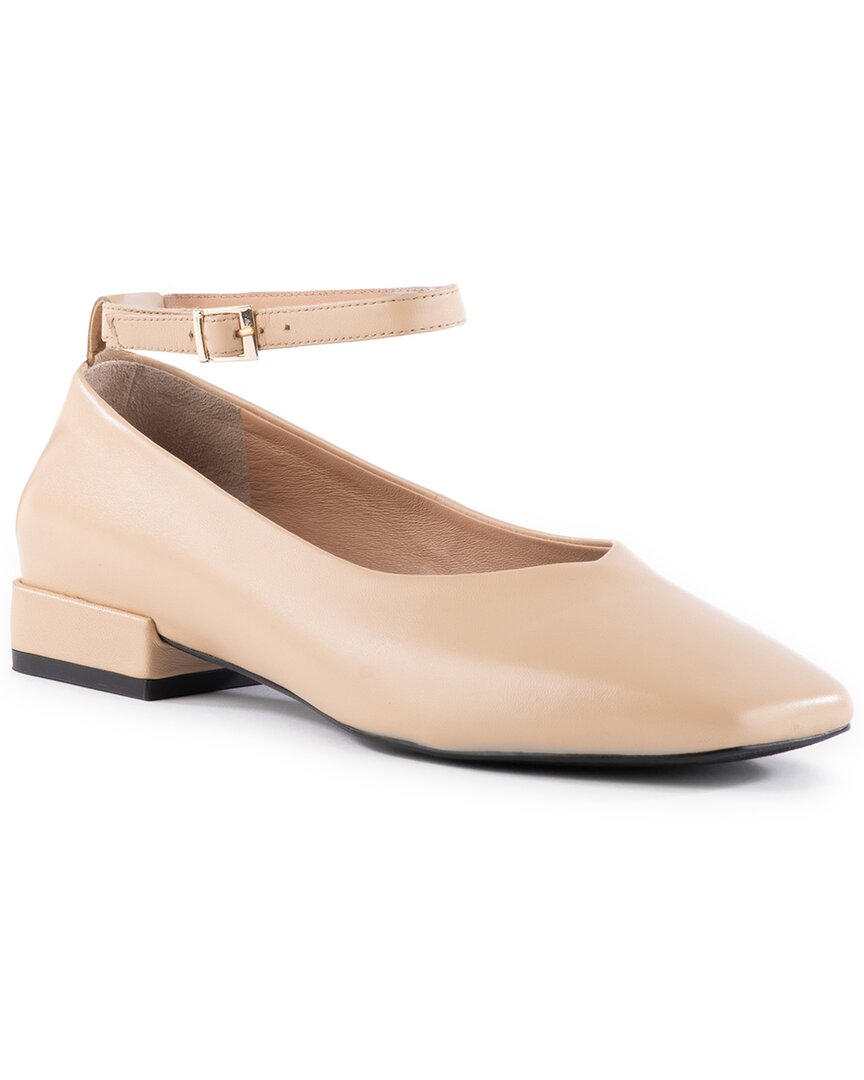 Seychelles Pumpkin Leather Flat
