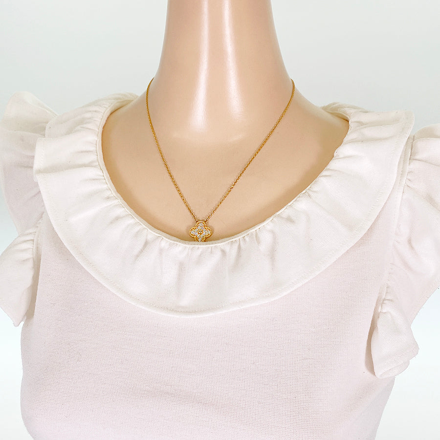 Van Cleef & Arpels Vintage Alhambra VCARP2R300 Necklace