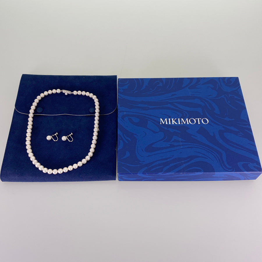 MIKIMOTO M charm Necklace