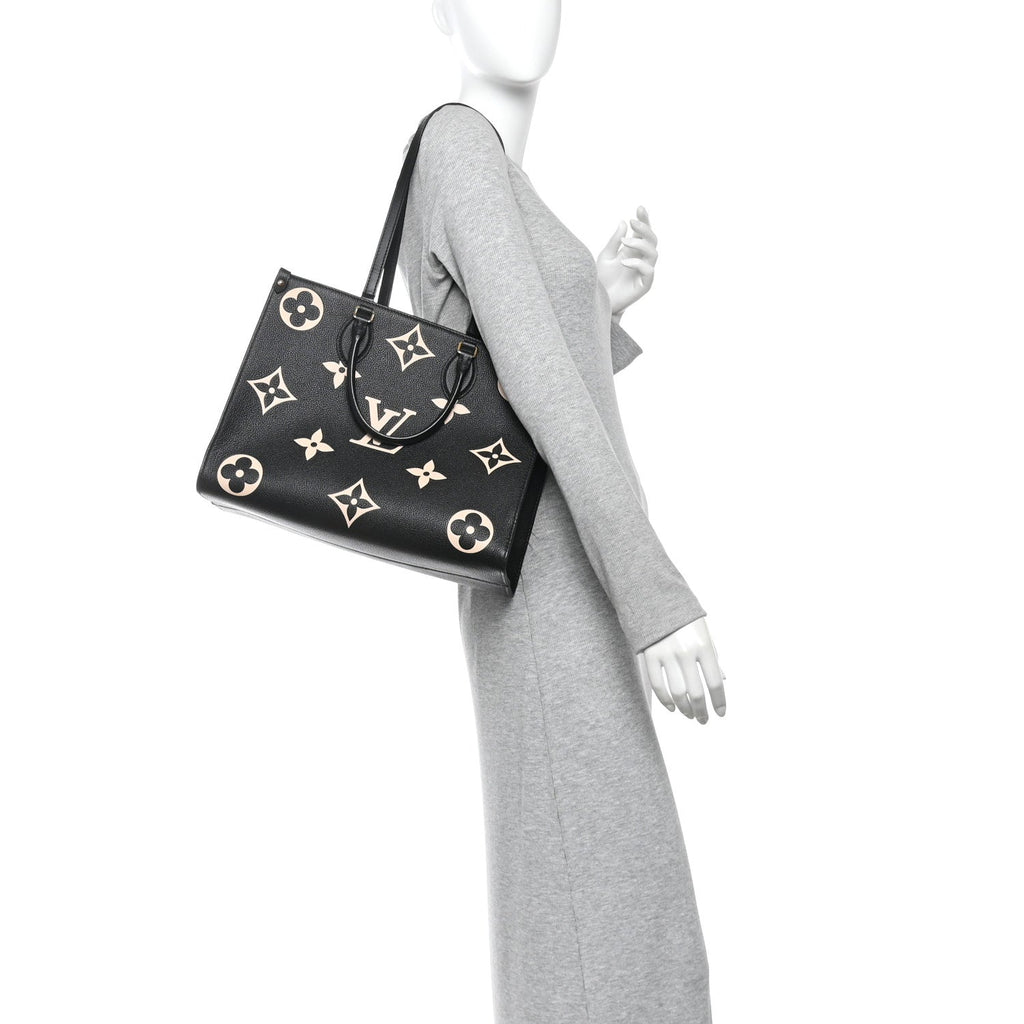Empreinte Monogram Giant Onthego MM Black Beige