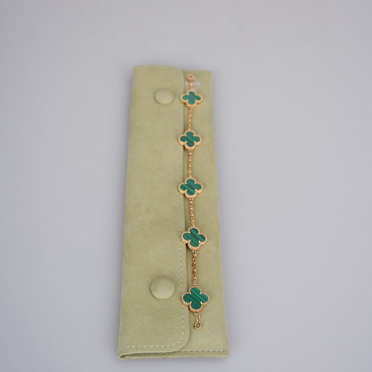 Van Cleef & Arpels Vintage Alhambra 5 Motif Bracelet Yellow Gold Malachite 2019
