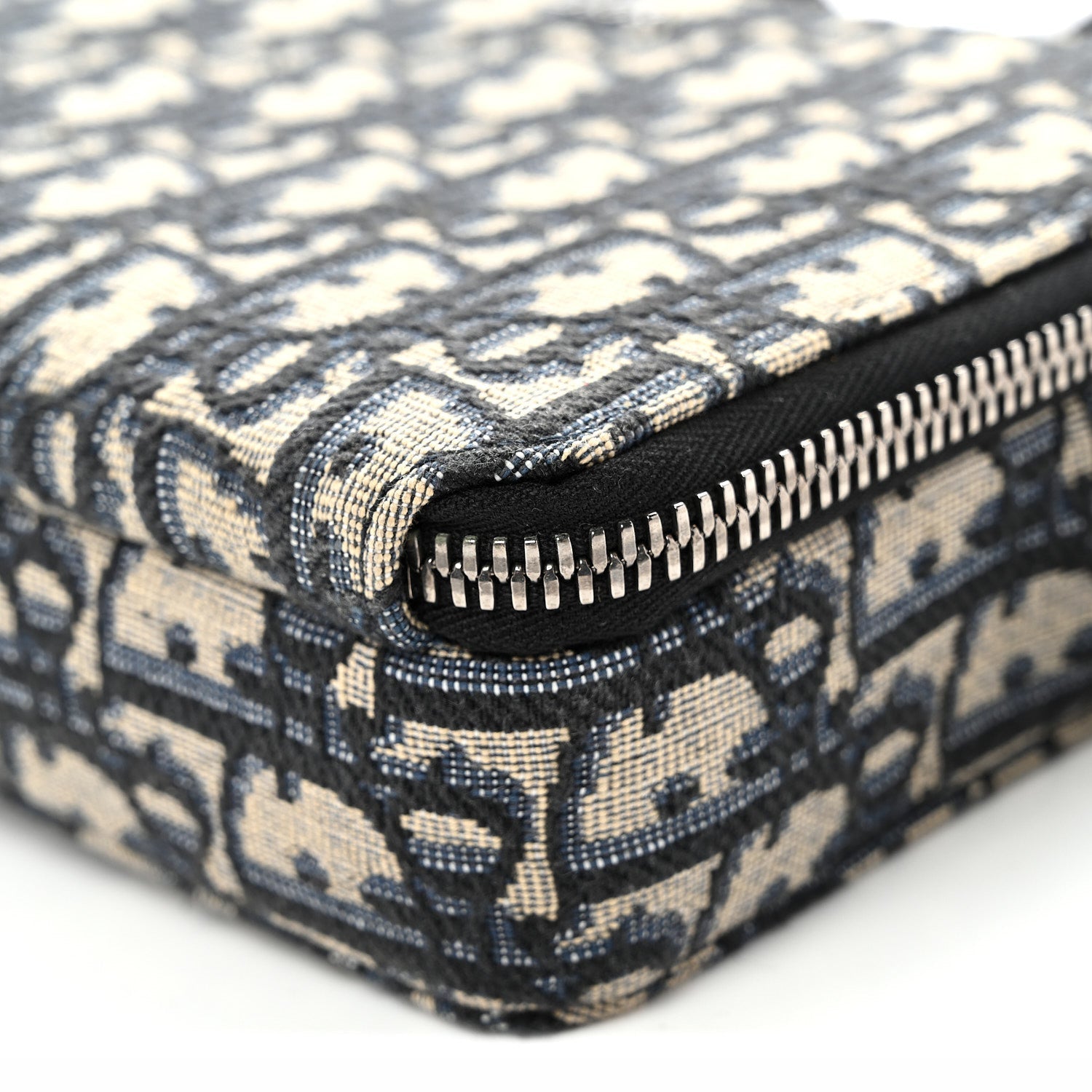 Oblique Messenger Pouch Black