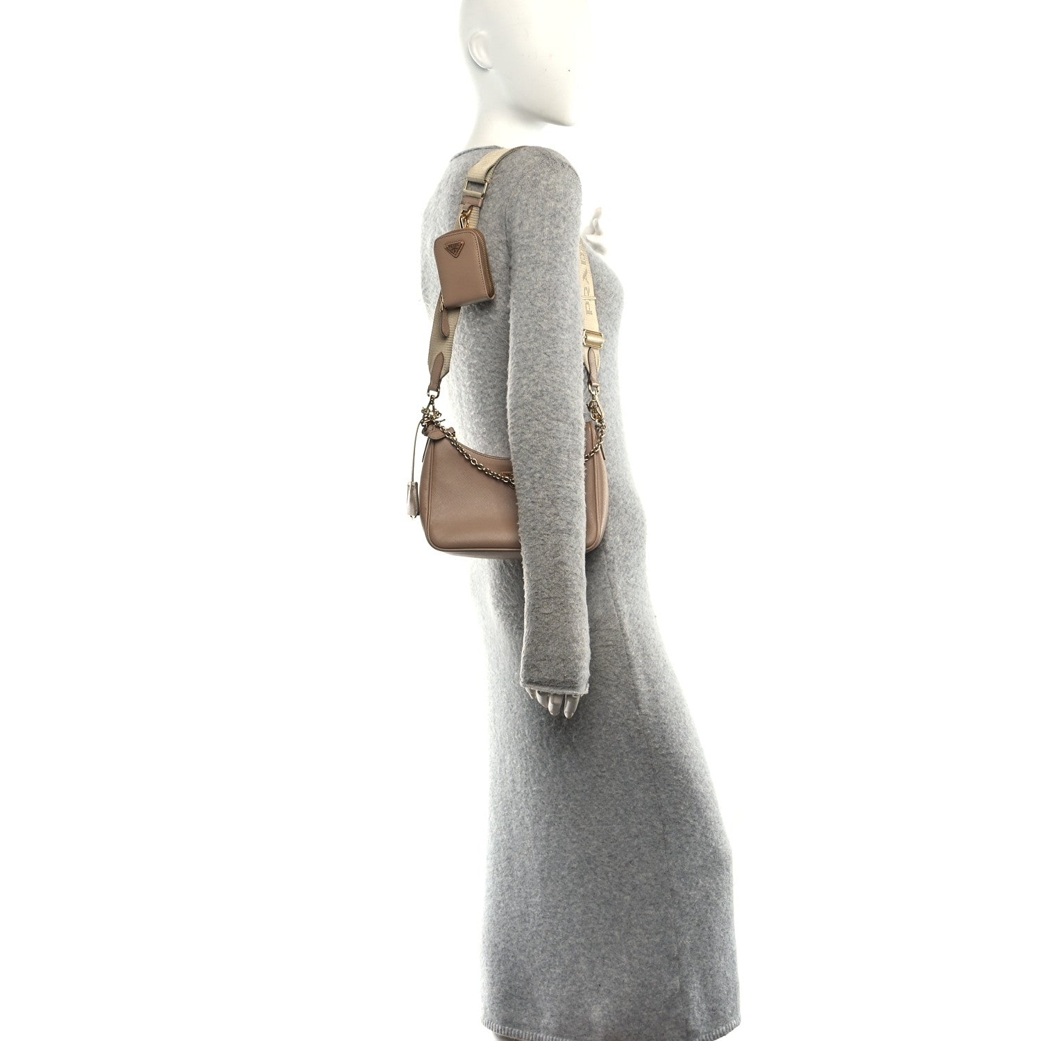 Saffiano Lux Re-Edition 2005 Shoulder Bag Cammeo