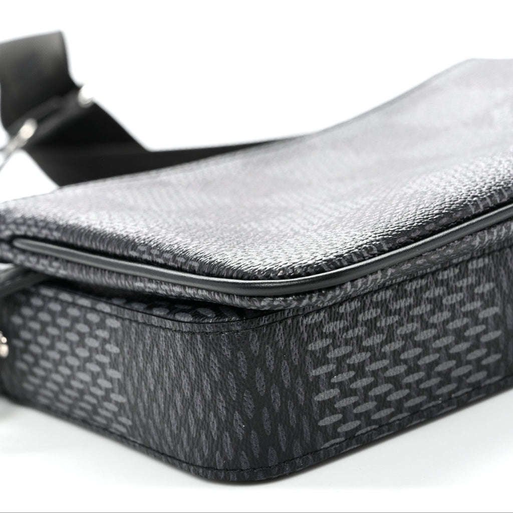 Damier Graphite 3D Trio Messenger