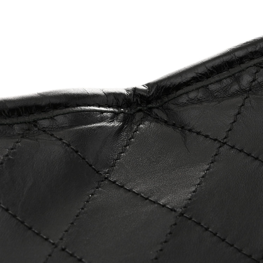 Aged Calfskin Quilted Medium Gabrielle Hobo Black