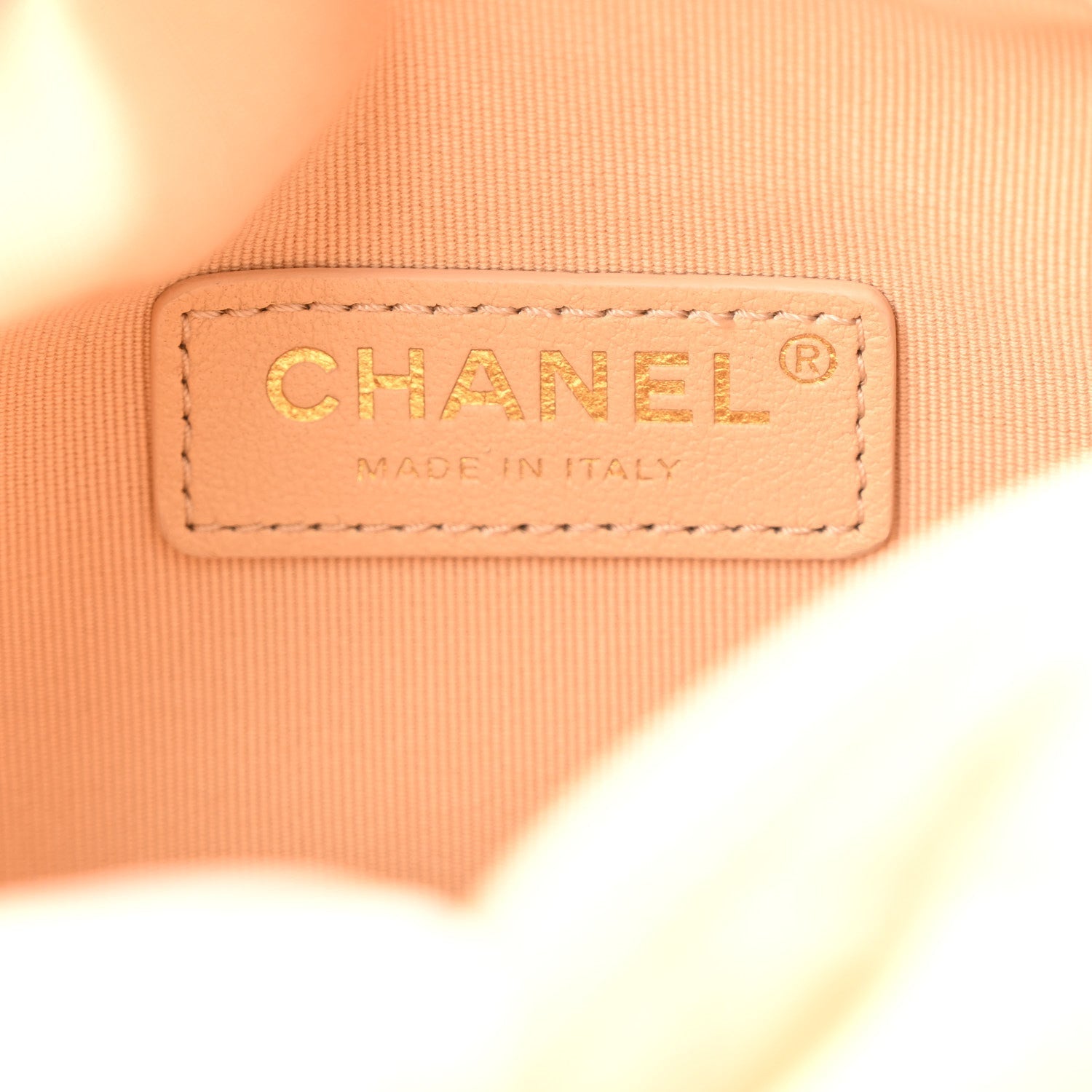 Shiny Crumpled Lambskin Quilted Small Preppy Pocket Camera Case Beige