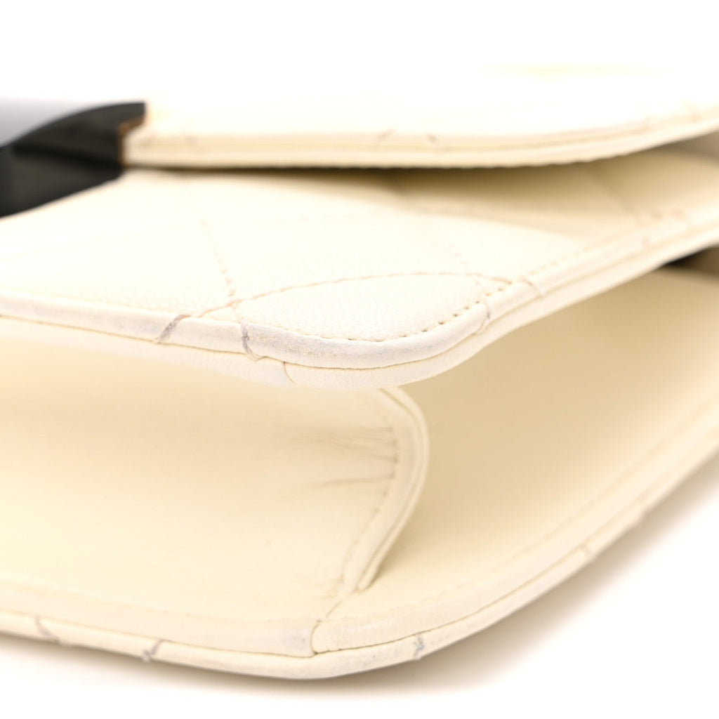 Sheepskin Quilted Mini Beauty Lock Flap White