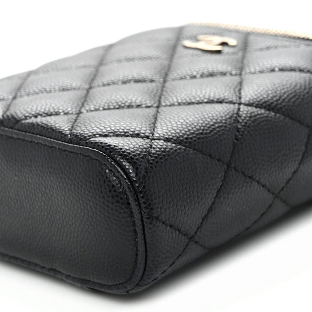 Caviar Quilted Small Vertical Coco Beauty Vanity Case With Chain Black