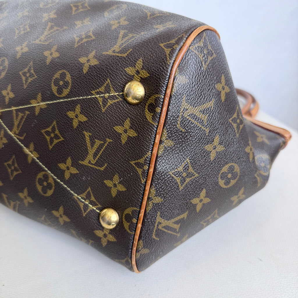 LOUIS VUITTON Tivoli GM Shoulder Bag