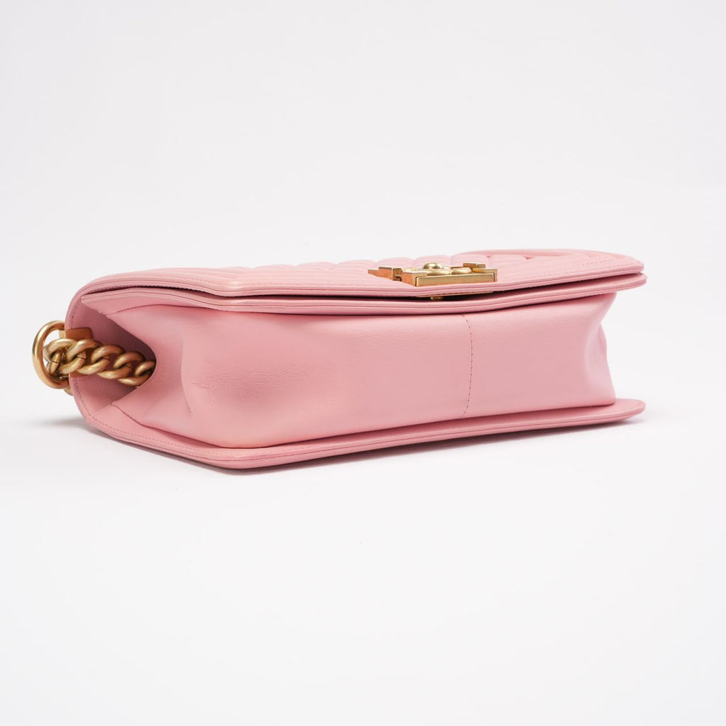 Chanel Medium Boy Flap Lambskin Pink 2018