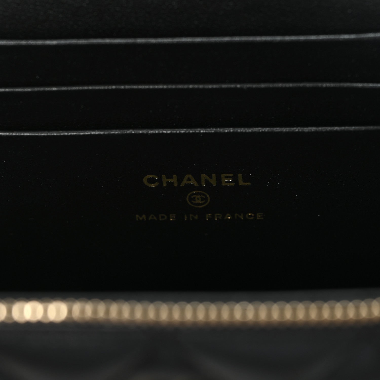 Lambskin Quilted Small Top Handle Vanity Case With Chain Black
