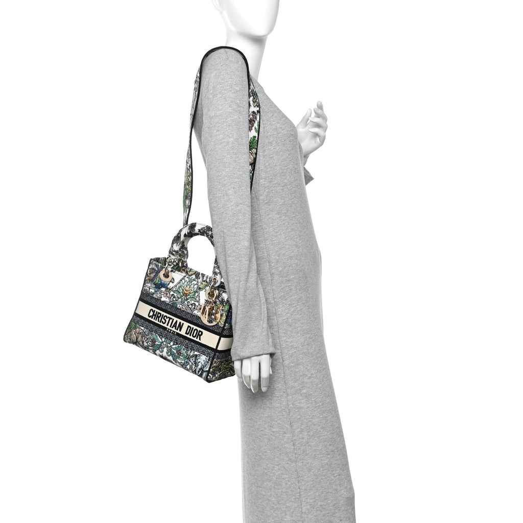 Canvas Embroidered Etoile de Voyage Medium Lady D-Lite Multicolor