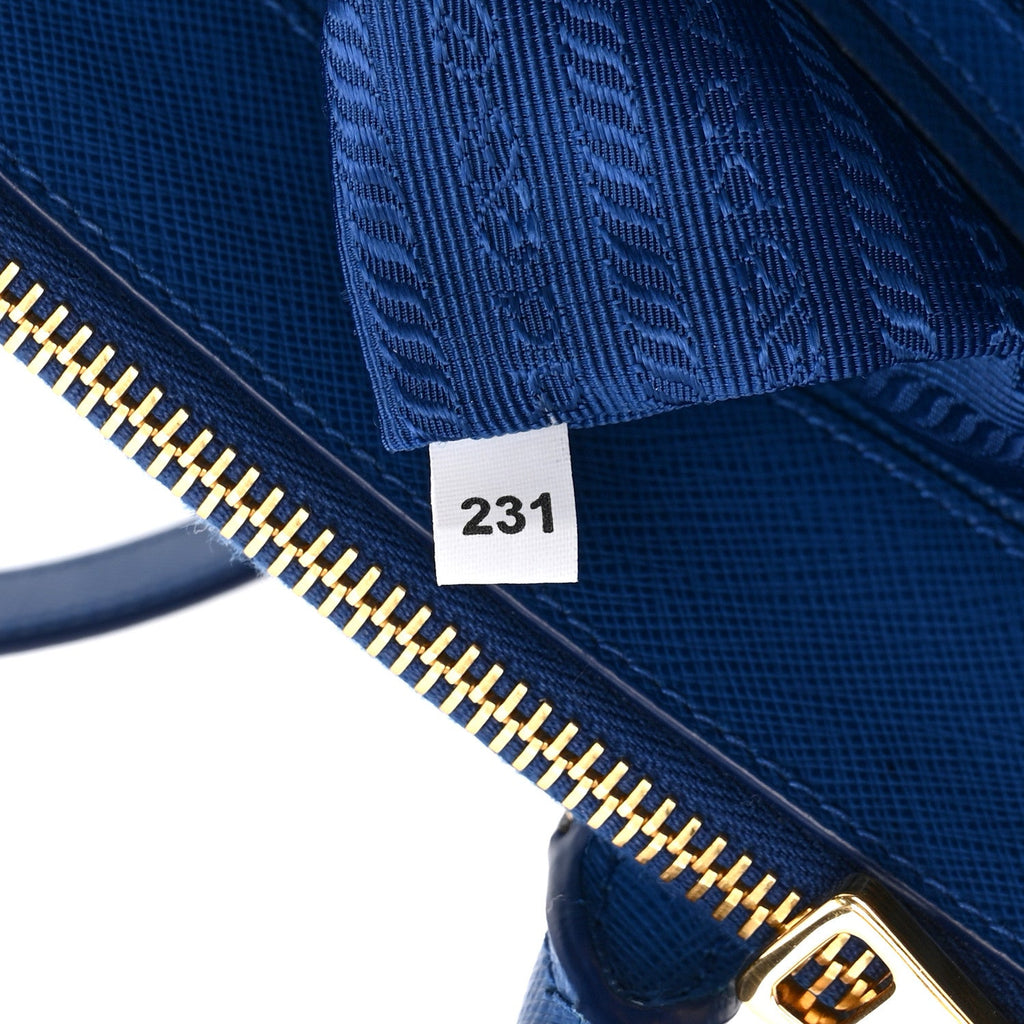 Saffiano Lux Small Galleria Double Zip Tote Bluette