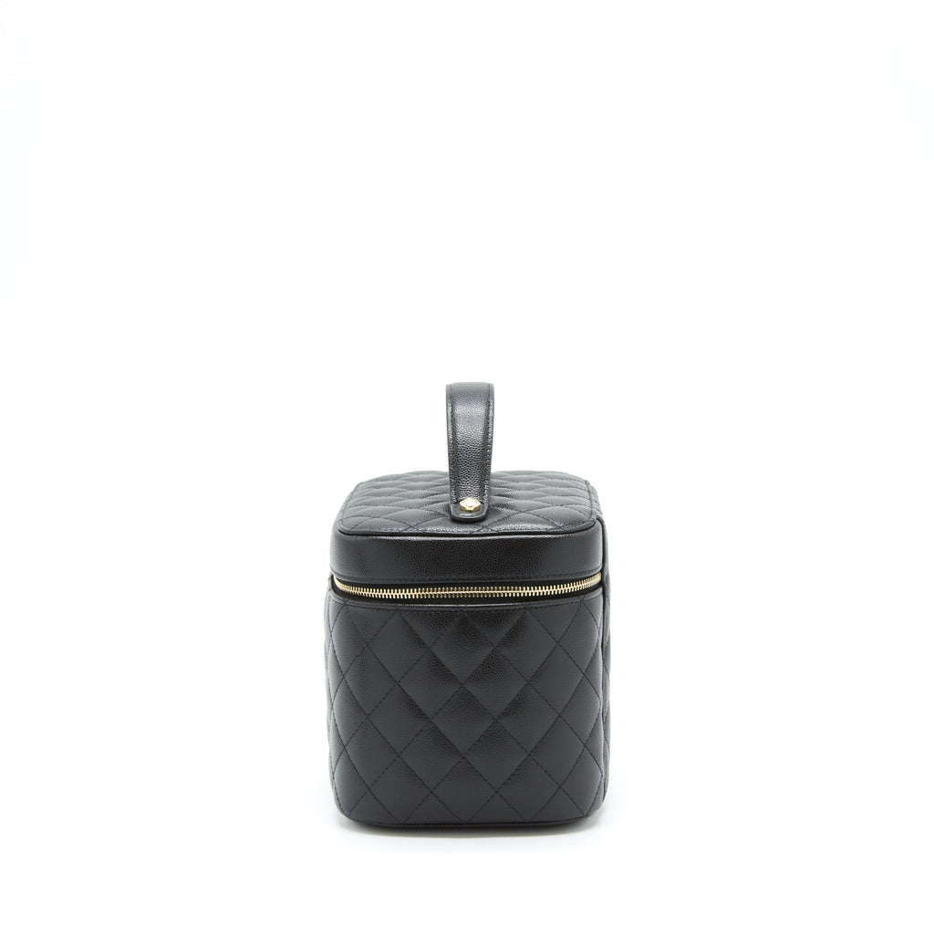 Chanel top handle vanity case caviar black with L