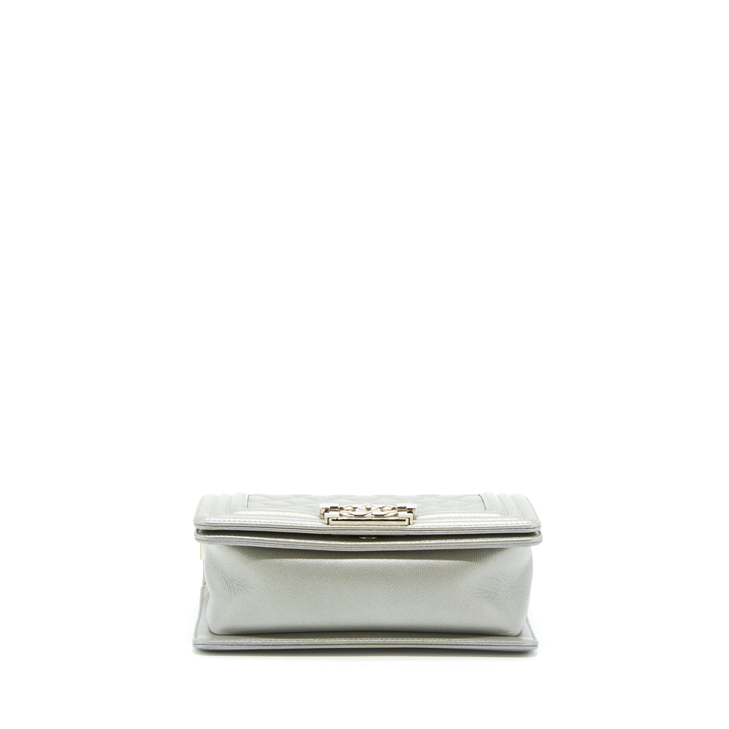 Chanel Small Boy bag Caviar Light Grey