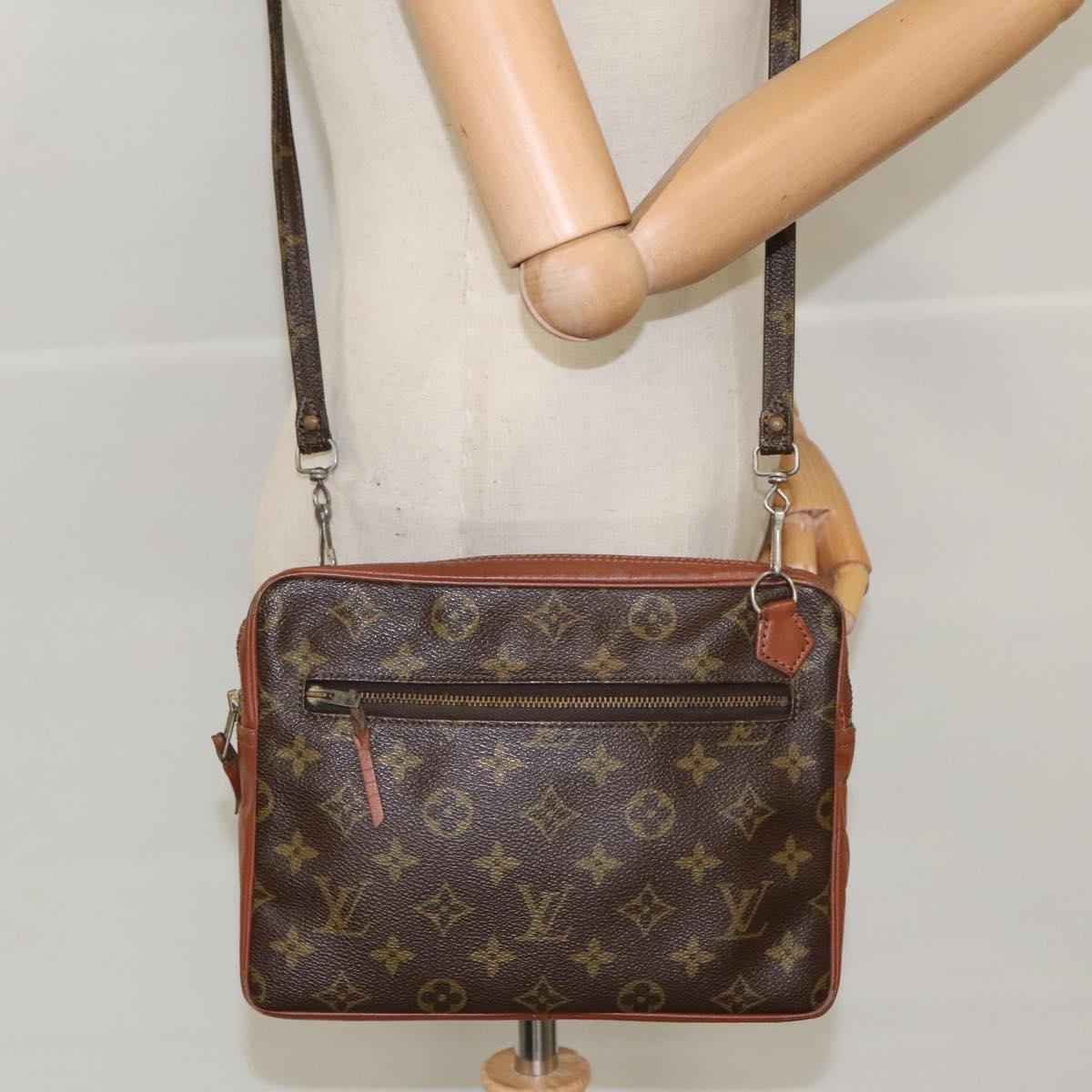 Louis Vuitton Shoulder Bag