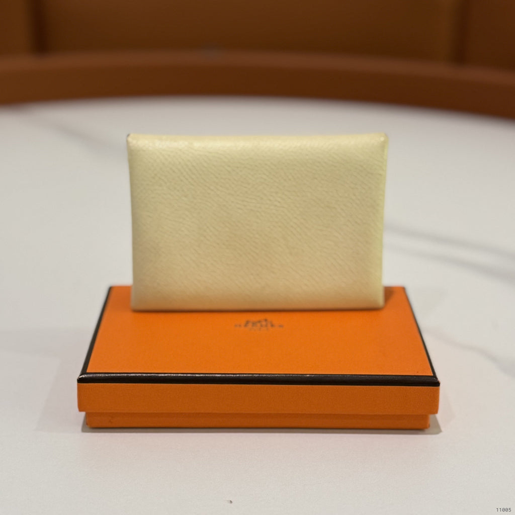 HERMÈS CALVI DUO CARD HOLDER Epsom Calfskin with Silver-tone Hardware (U Stamp)