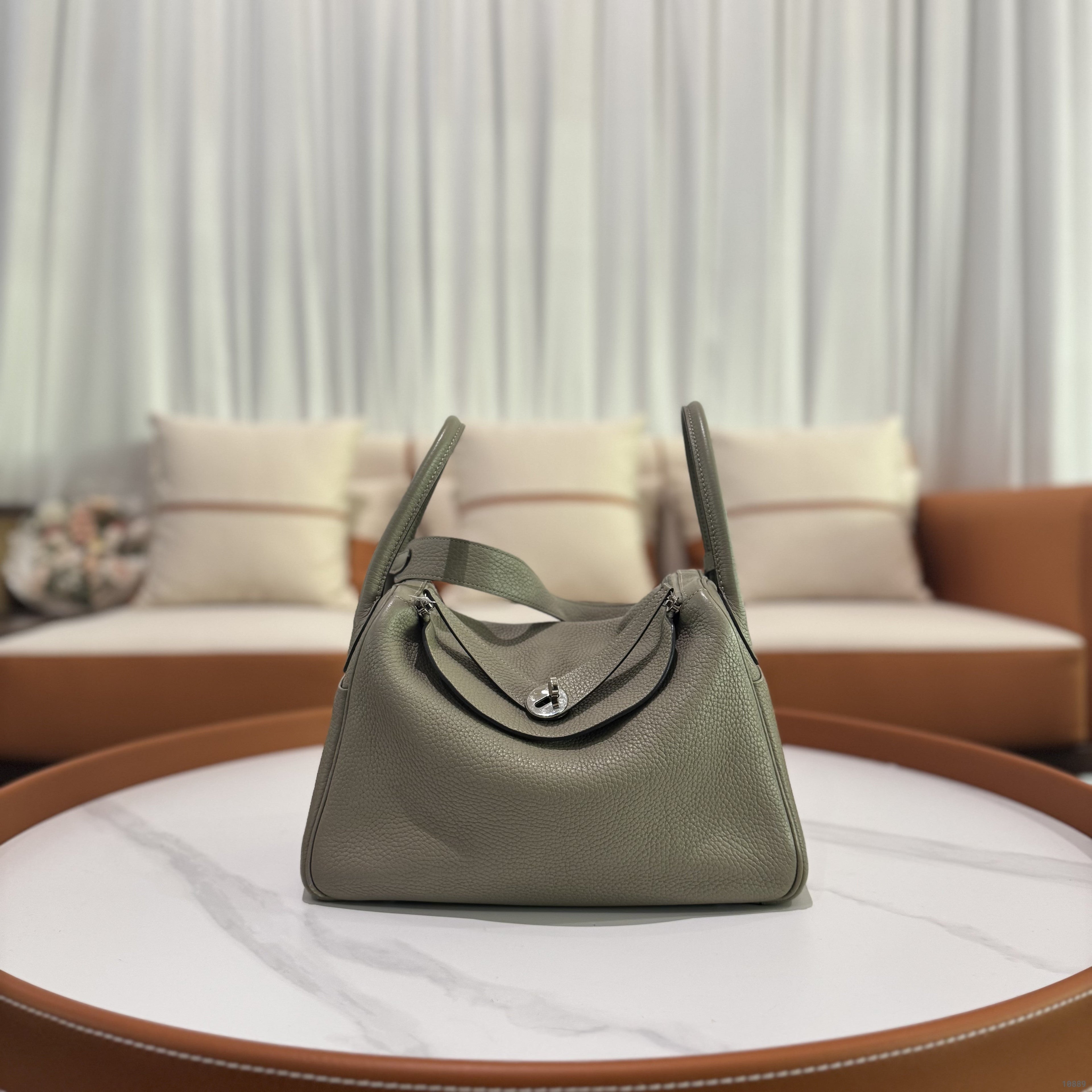 HERMÈS LINDY 30 SAGE GREEN WITH PALLADIUM HARDWARE (STAMP X)
