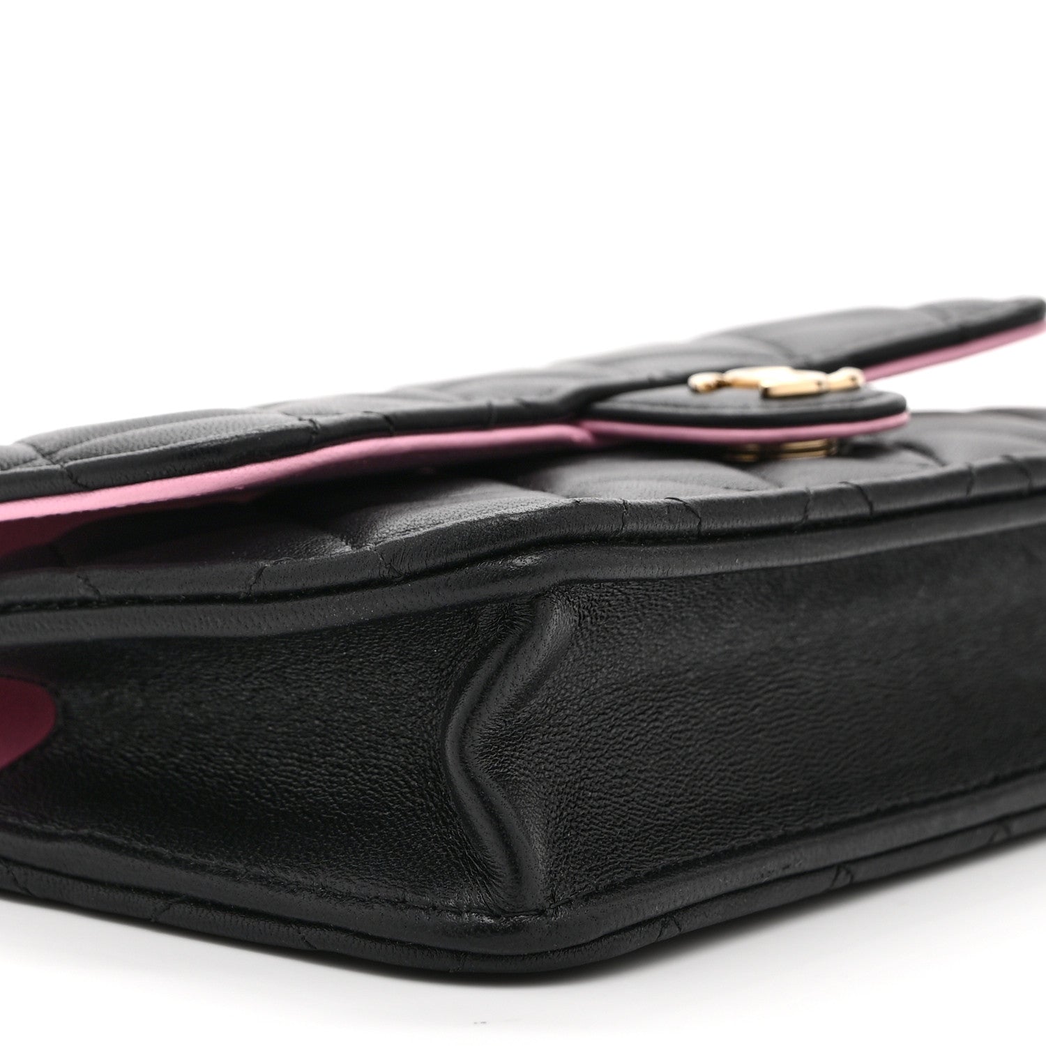 Lambskin Quilted Flap Phone Holder With Chain Black Lilac